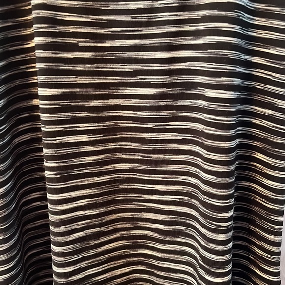 Xersion Slim Fit Athletic Tank Top Size M - Picture 3 of 6